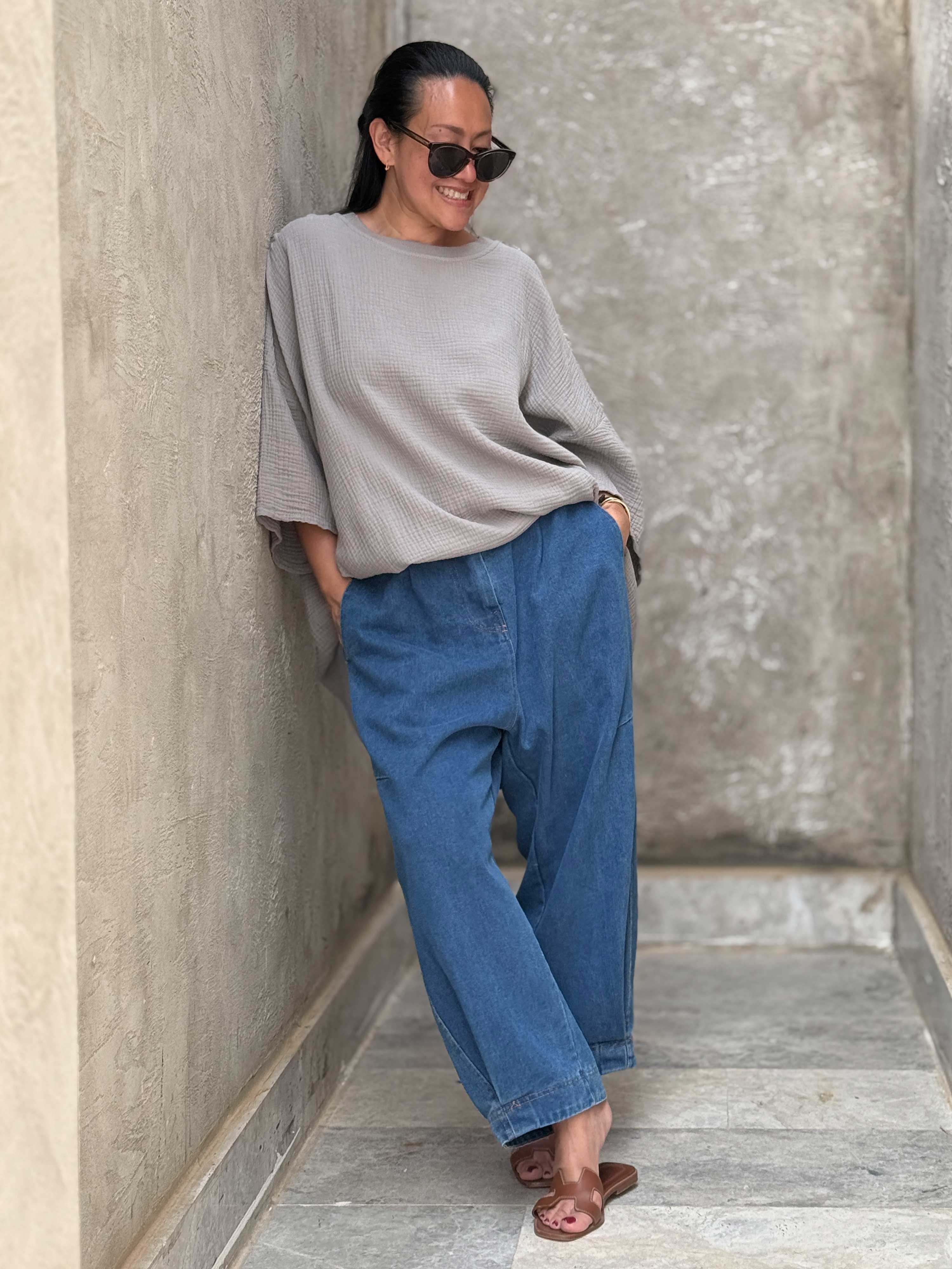Musselin Oversize Kurzarm Shirt - Taupe Musselin Oversize Kurzarm Shirt - Taupe