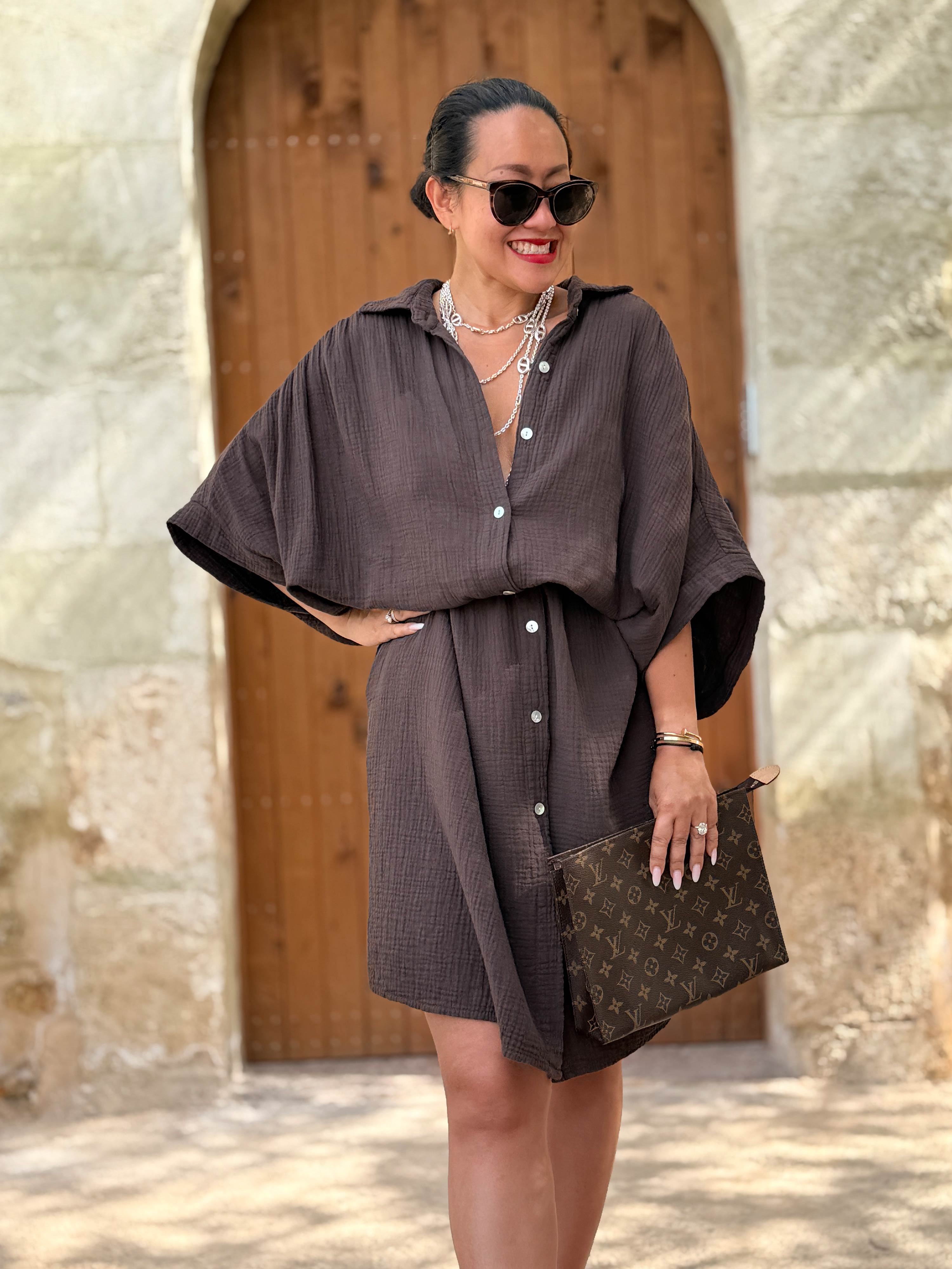 Musselin Oversize Kleid mit Taschen - LANA - Schoko Musselin Oversize Kleid mit Taschen - LANA - Schoko
