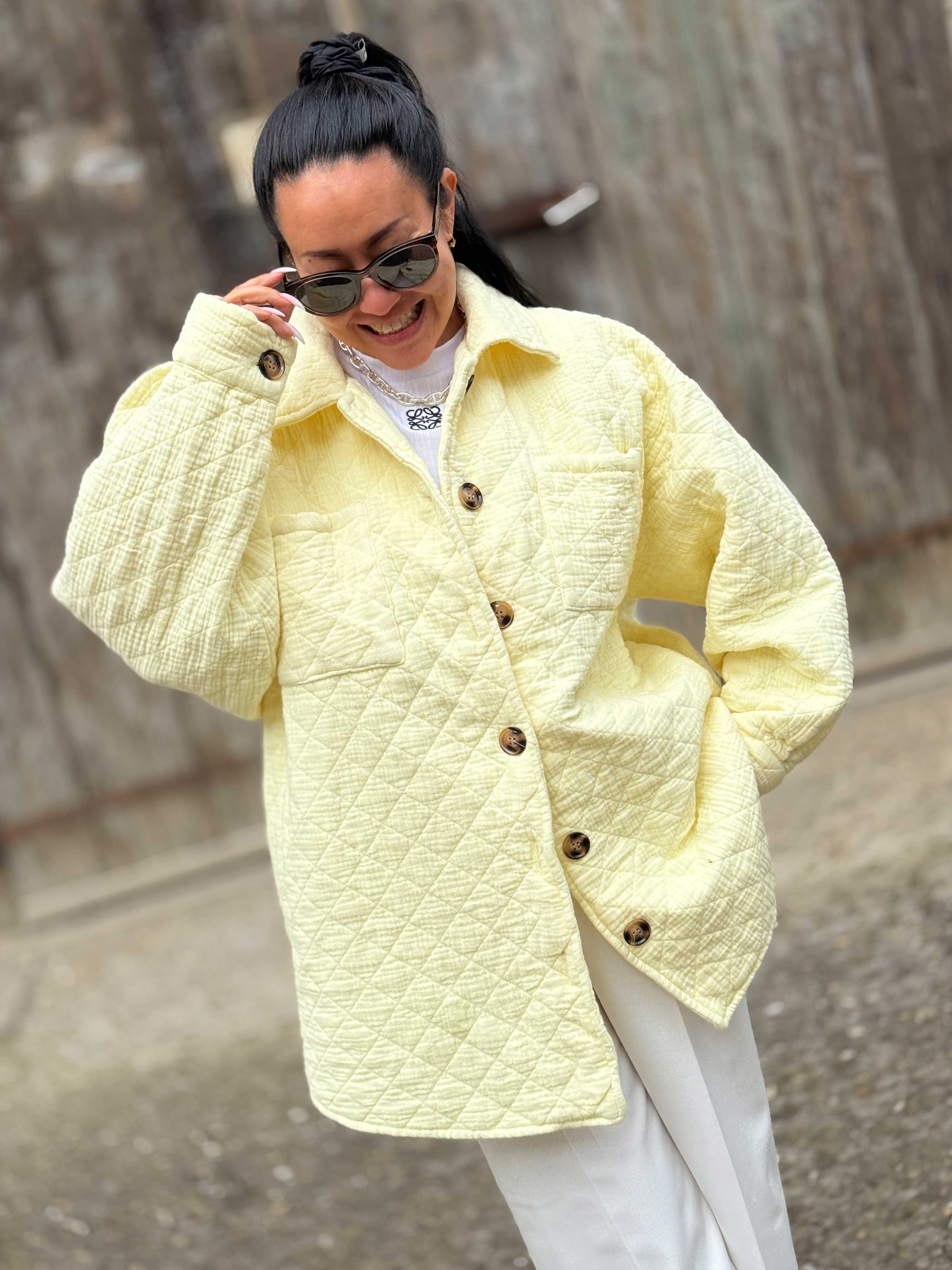 Gefütterte Oversize Musselin Overshirt Jacke - Butter Gefütterte Oversize Musselin Overshirt Jacke - Butter