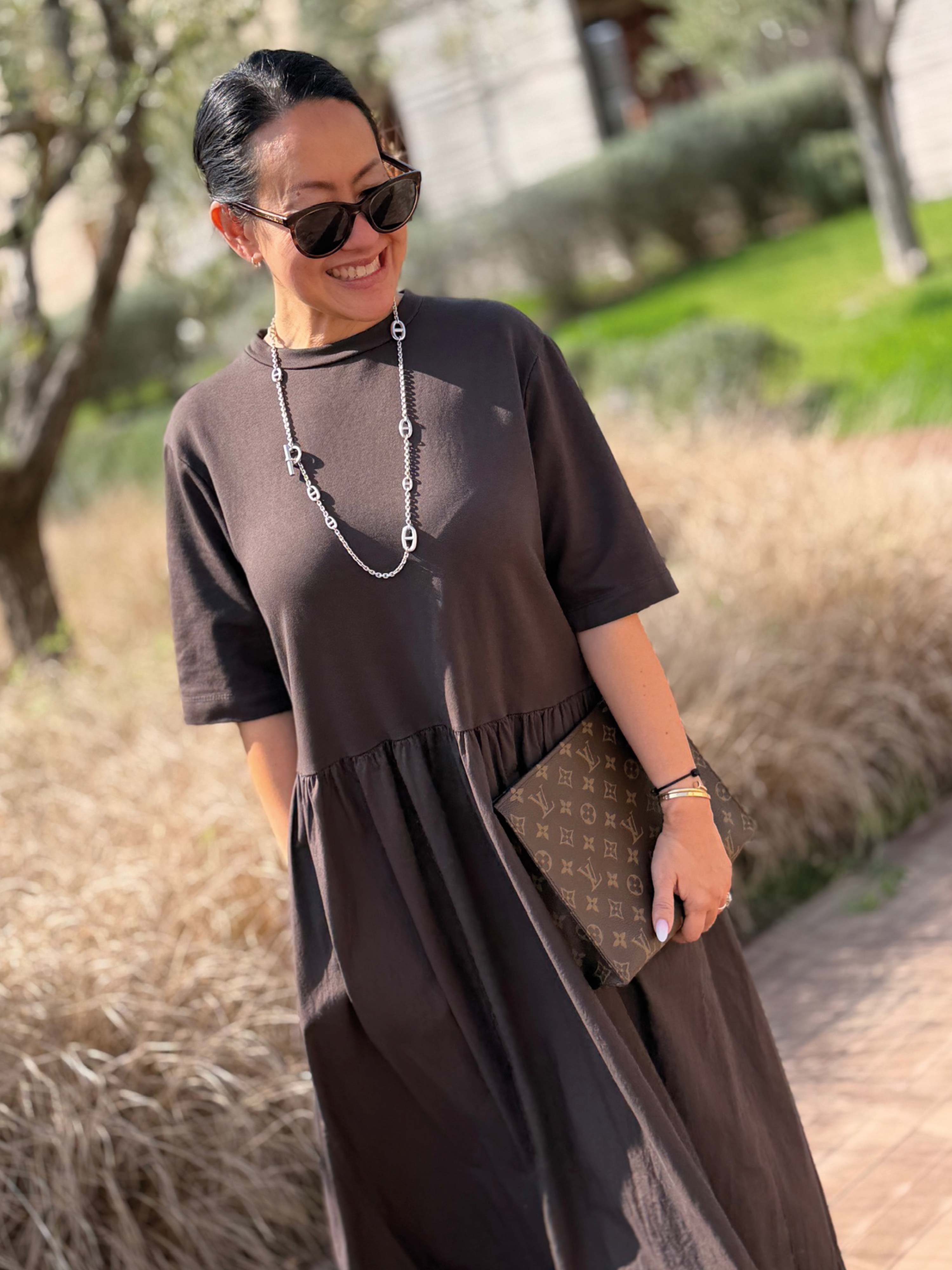 Kurzarm Cotton Kleid mit Seitentaschen - CURVY - Schoko