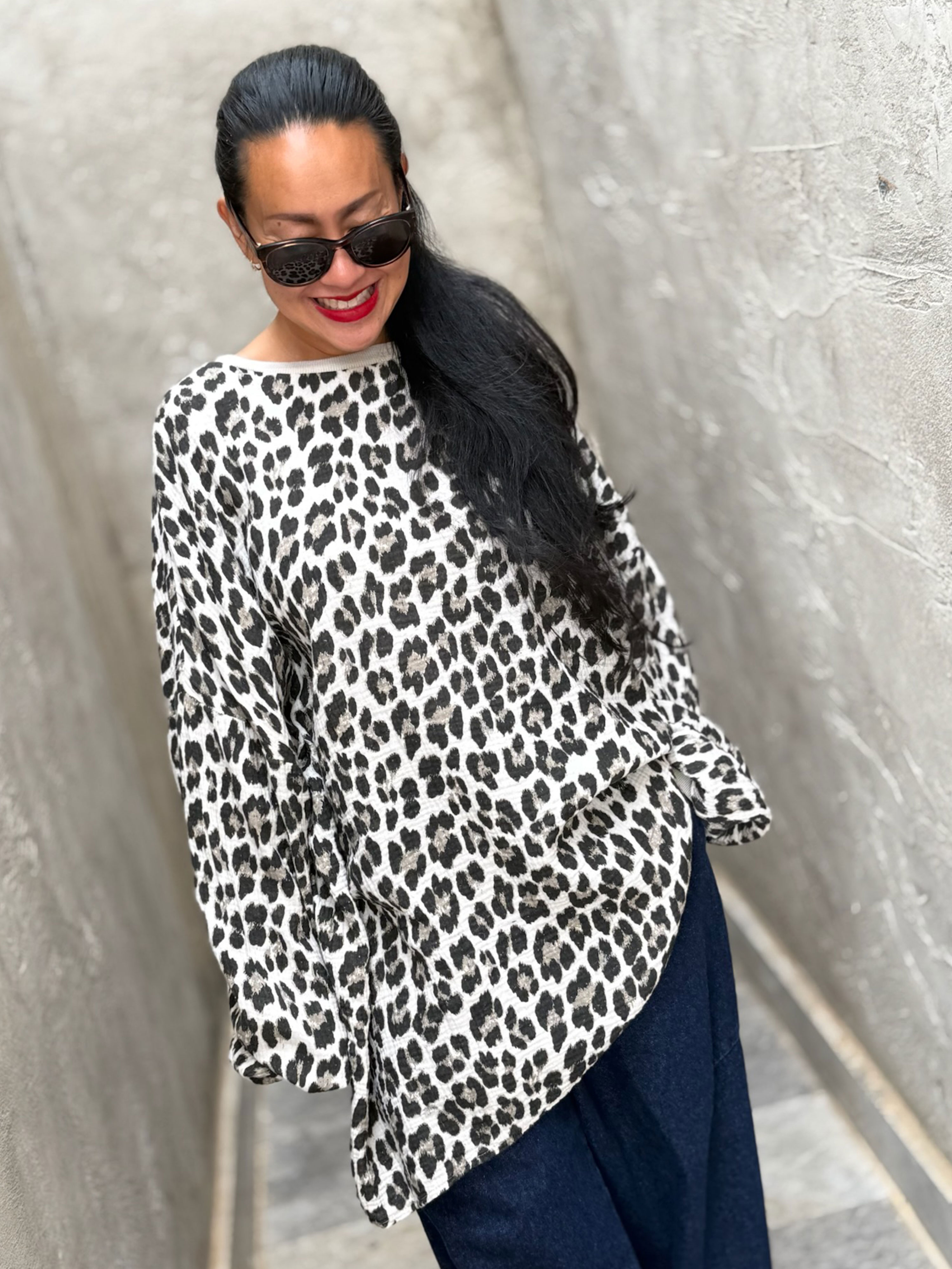 Musselin Oversize Sweatshirt - Leo Beige Musselin Oversize Sweatshirt - Leo Beige