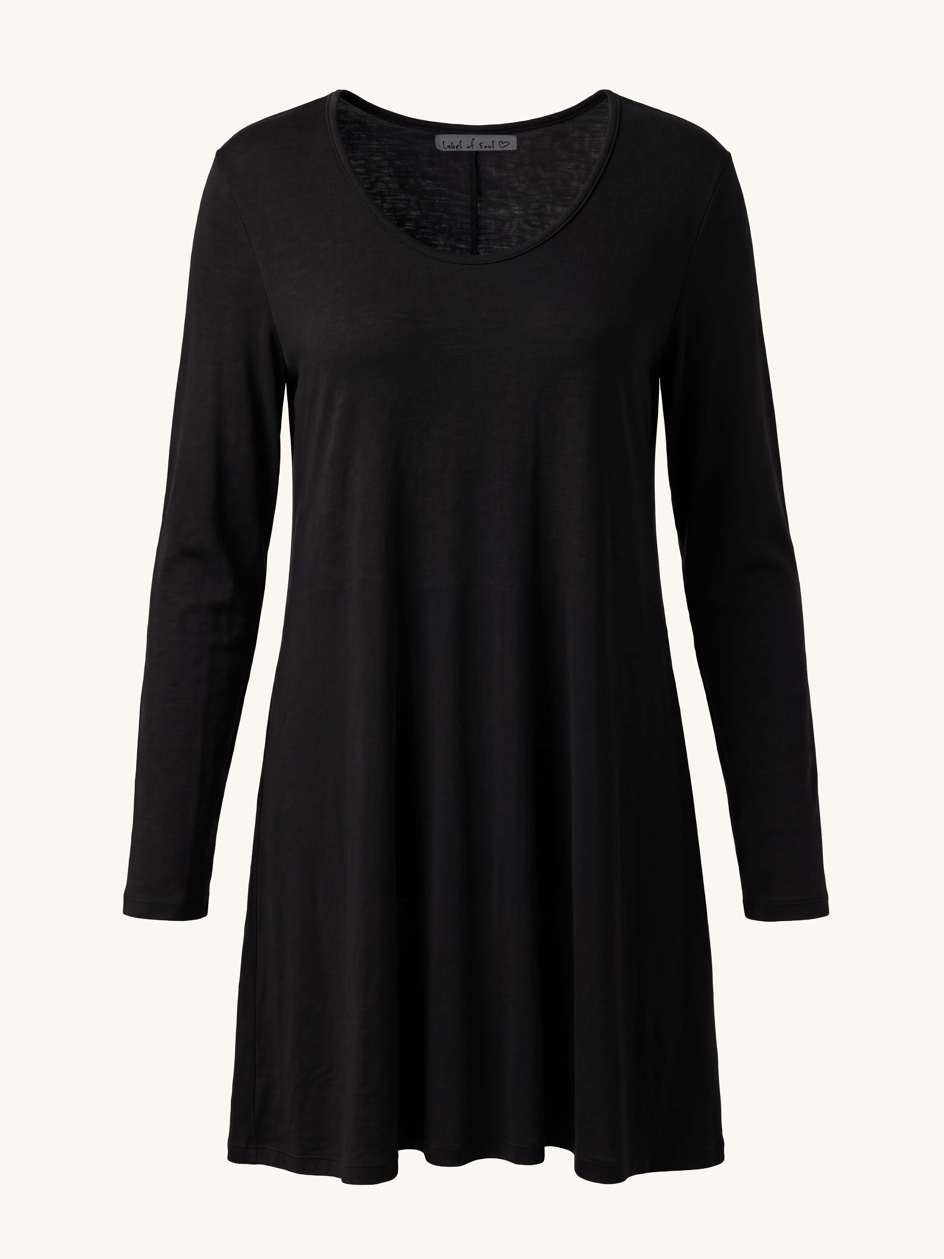 Basic Soft Longshirt in A-Linie - CURVY - Schwarz