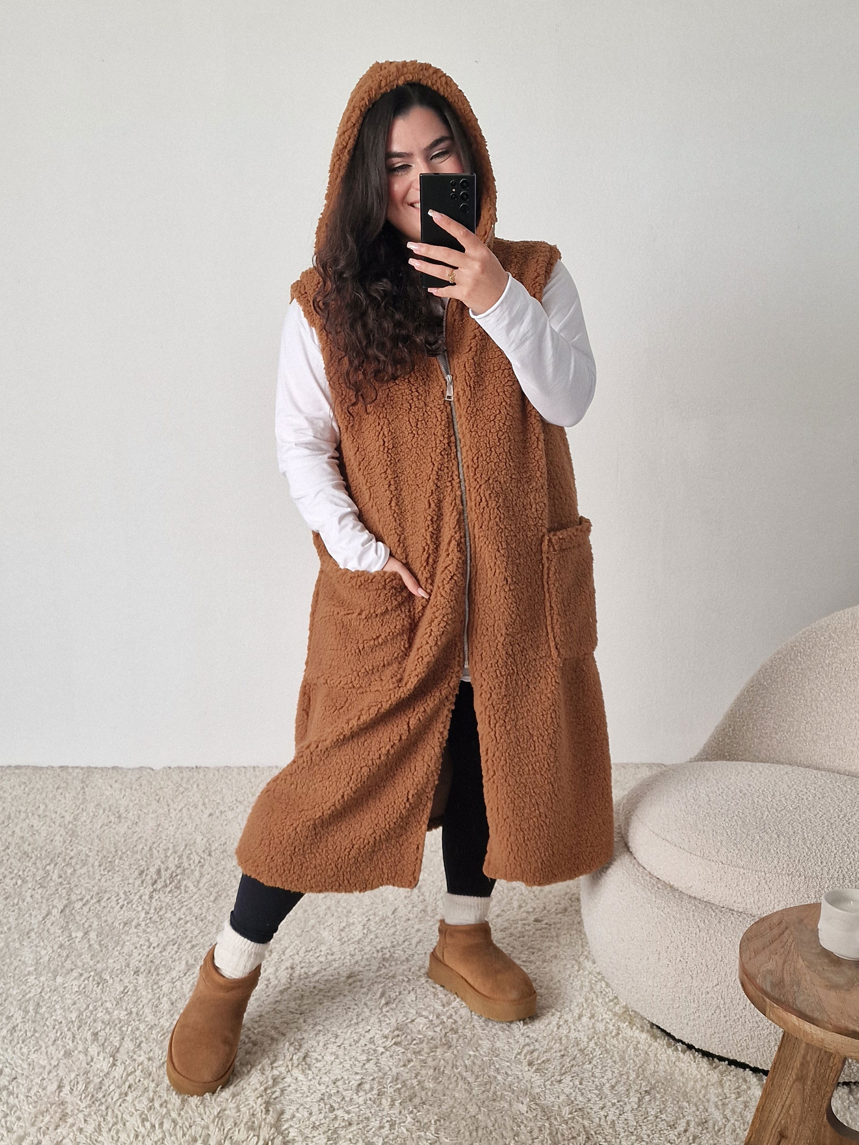 Teddylook Long Weste mit Kapuze - Cinnamon Teddylook Long Weste mit Kapuze - Cinnamon