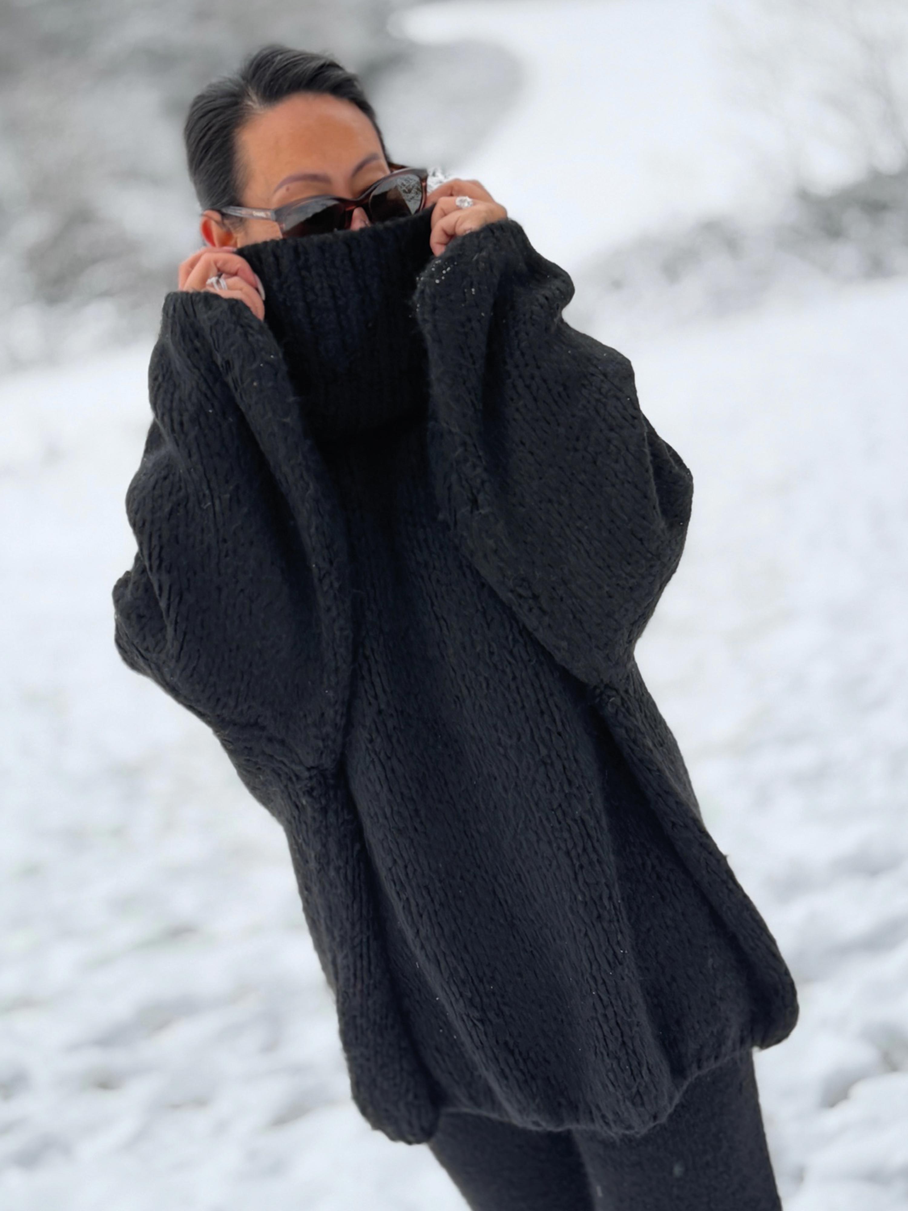 Oversize Pullover mit Schalkragen - FLAUSCHI - Schwarz