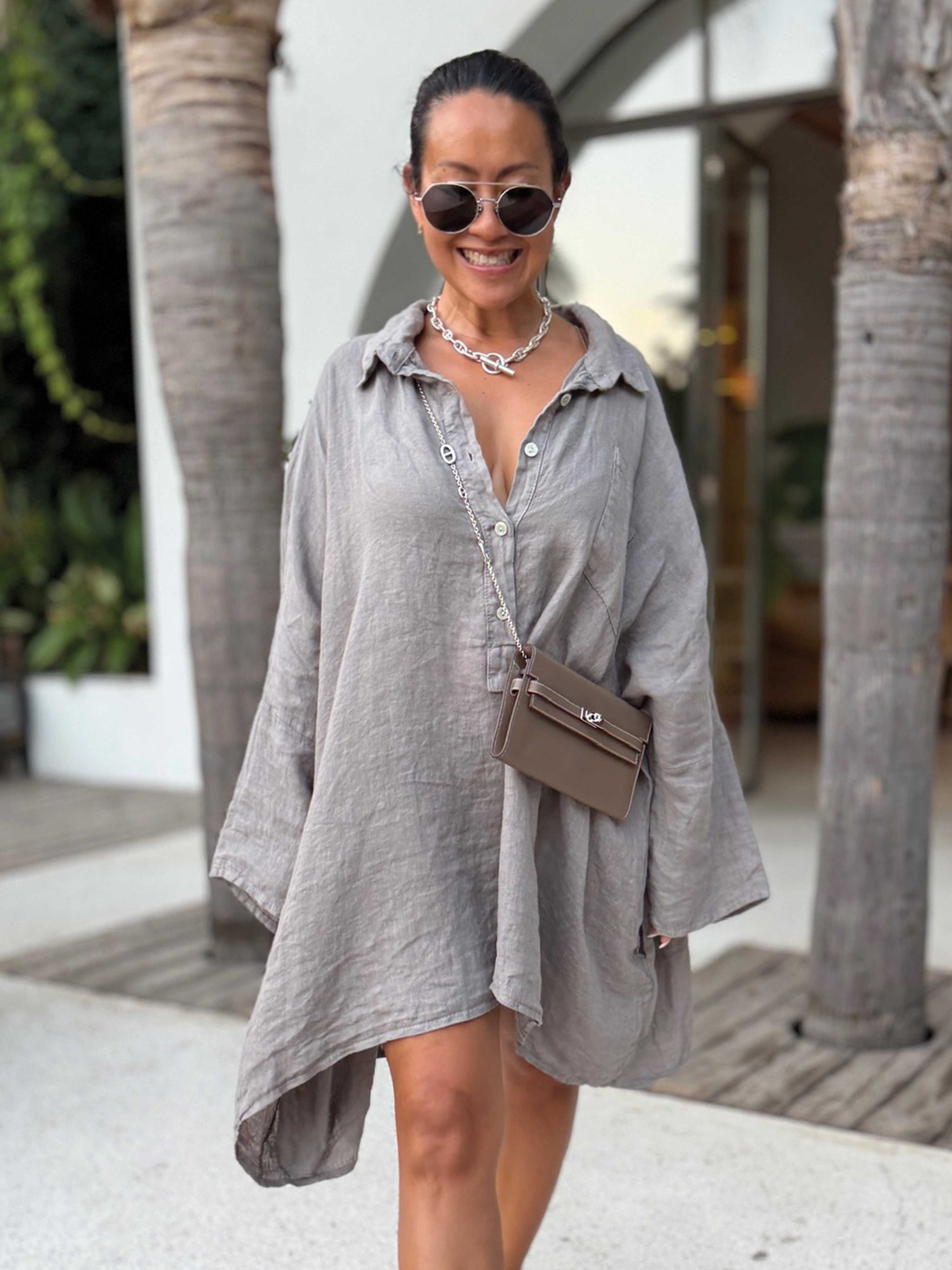 Leinen Oversize Bluse mit Seitentaschen - Taupe