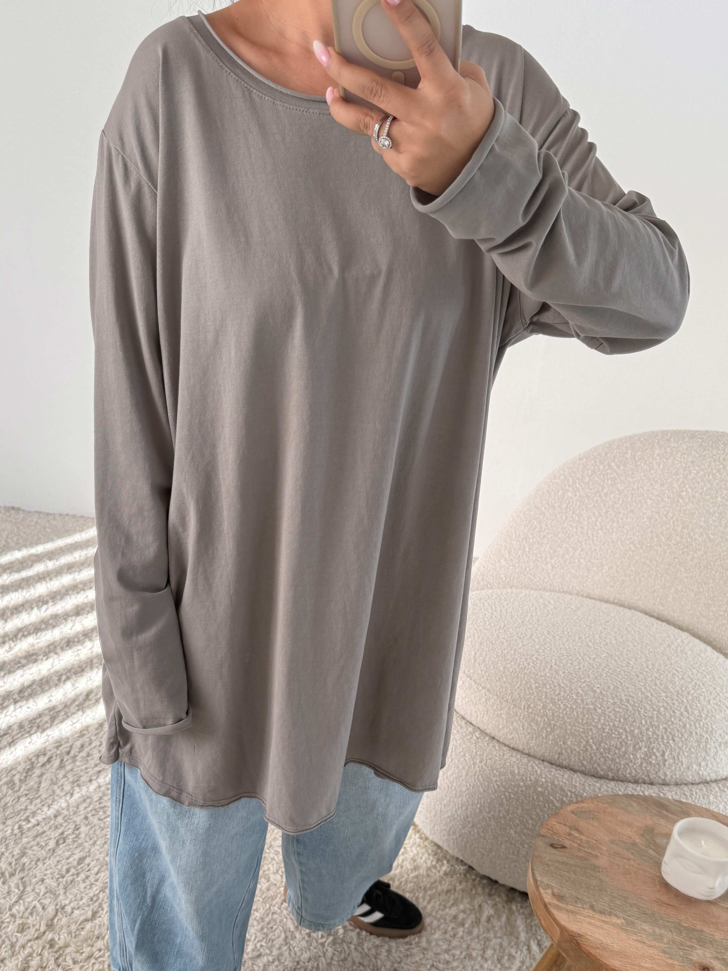 Basic Long Langarmshirt - Taupe Basic Long Langarmshirt - Taupe