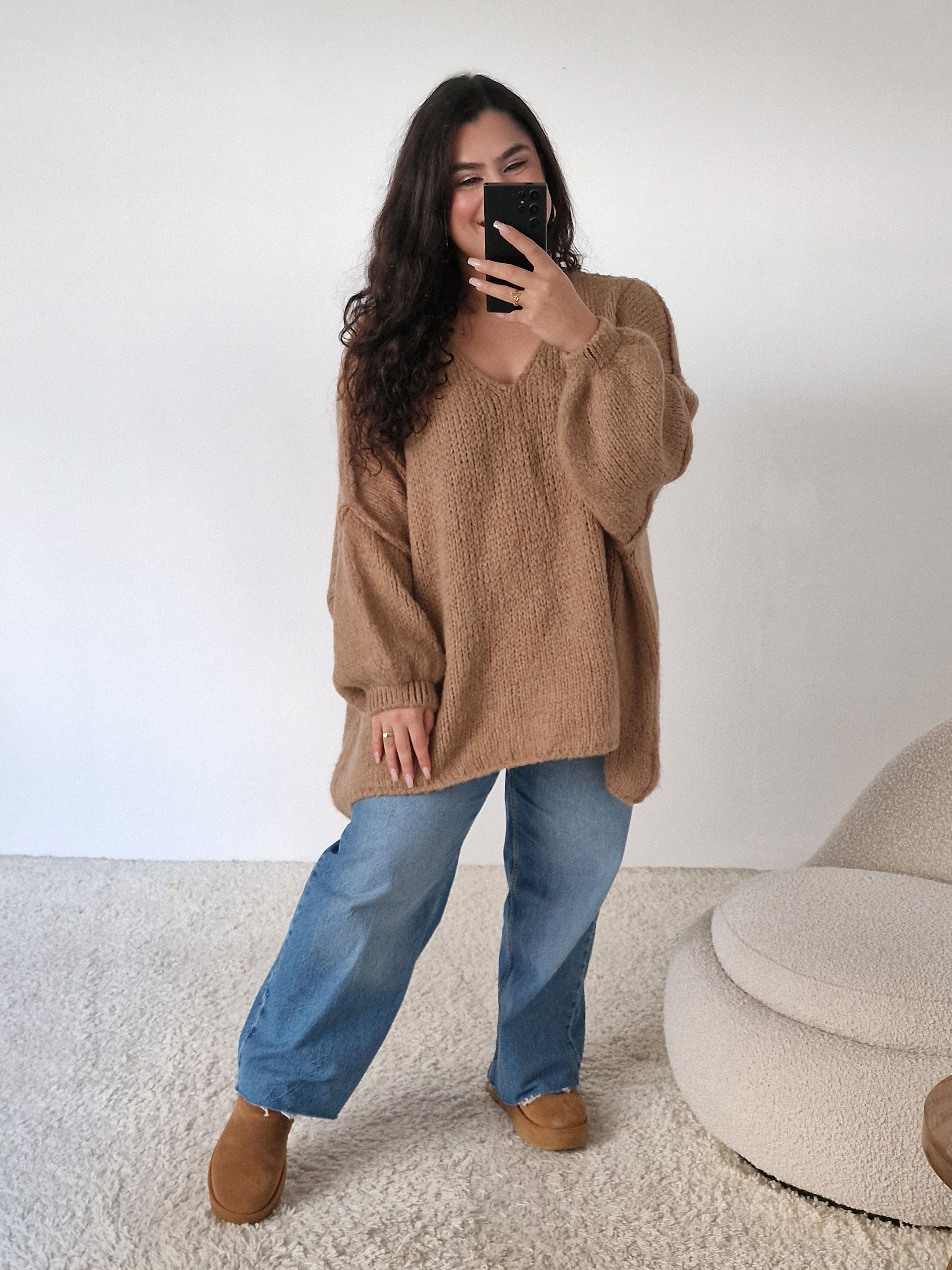 Oversize Strickpullover mit V-Ausschnitt FLAUSCHI TALL - Camel
