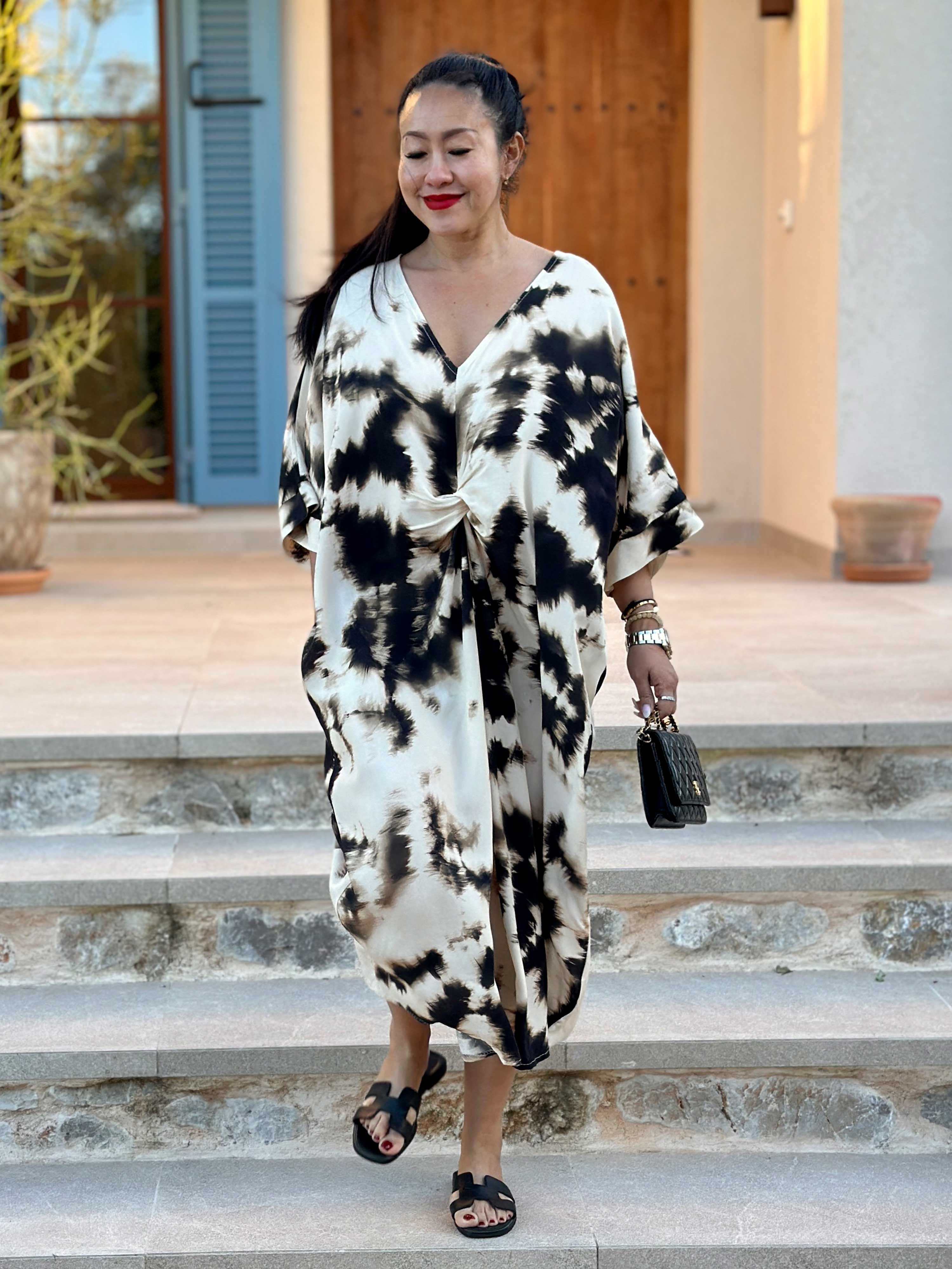 Batik Viskose Kleid mit Knoten - Schwarz