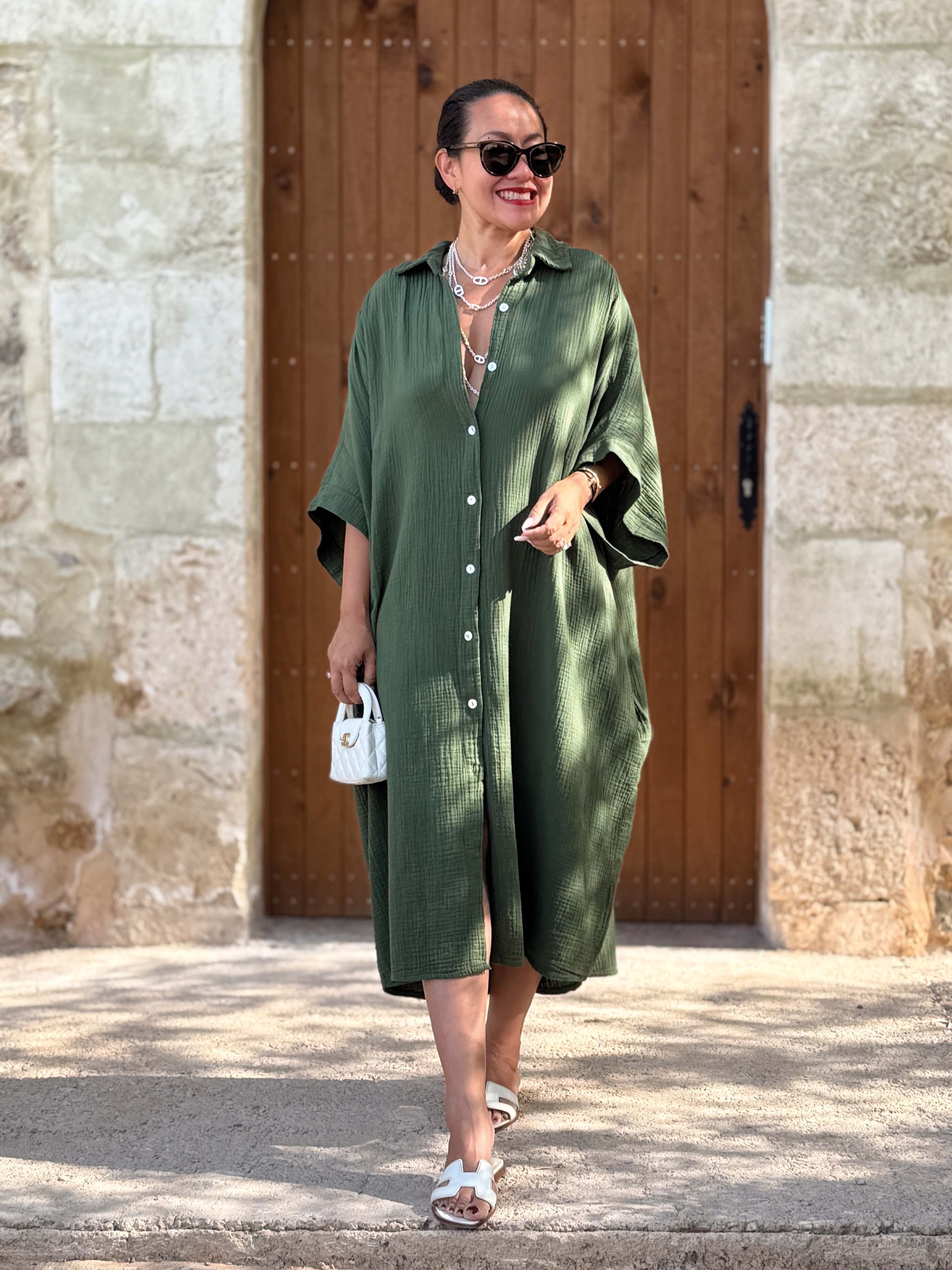 Musselin Oversize Kleid mit Taschen - LANA - Olive Musselin Oversize Kleid mit Taschen - LANA - Olive