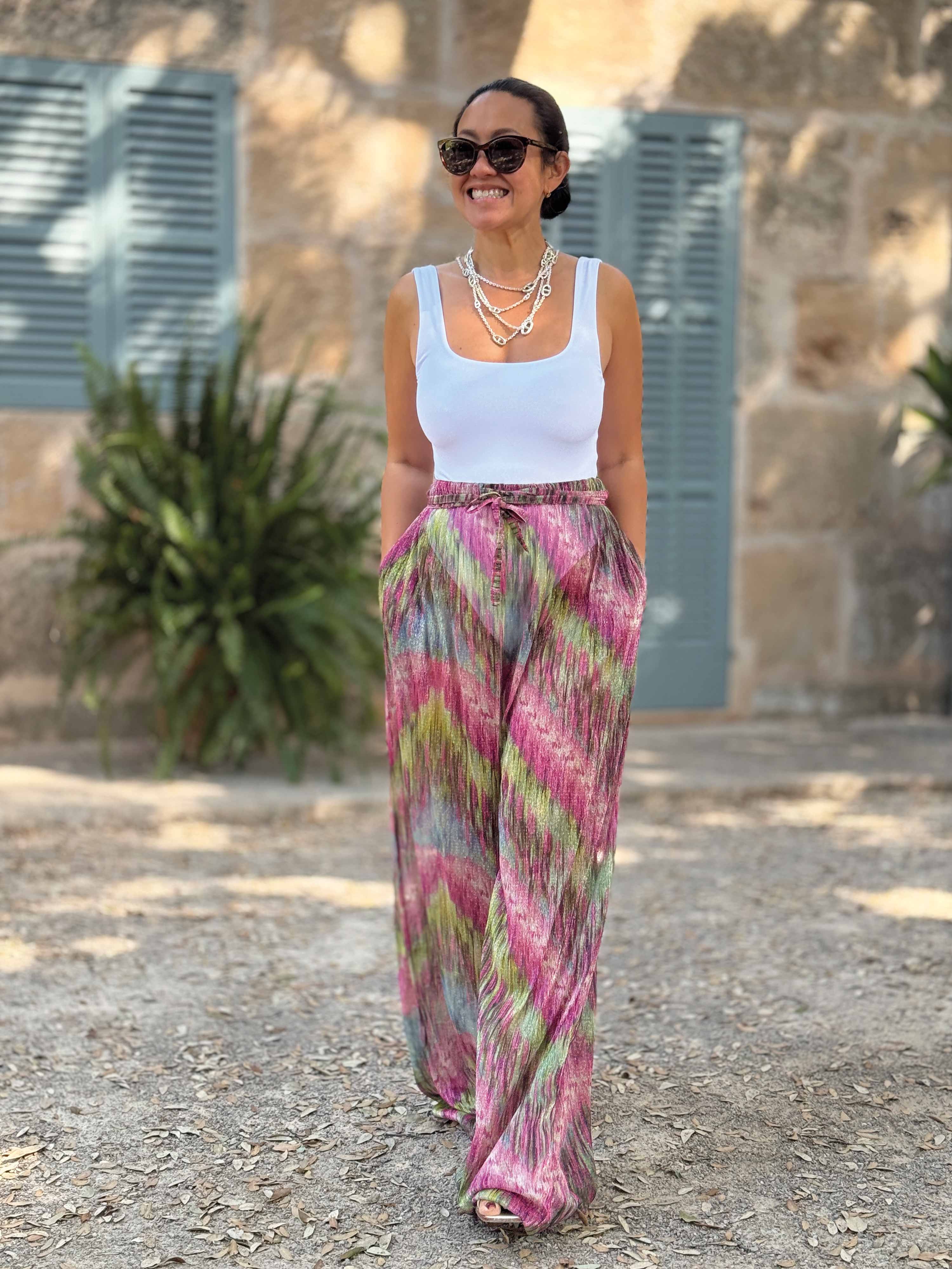 Palazzo Oversize Hose - LOTUS - Glow Pink Palazzo Oversize Hose - LOTUS - Glow Pink
