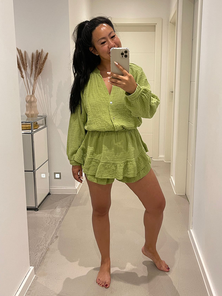 HS-8819-Pistazie-2 Musselin Overall MYKONOS - Pistazie