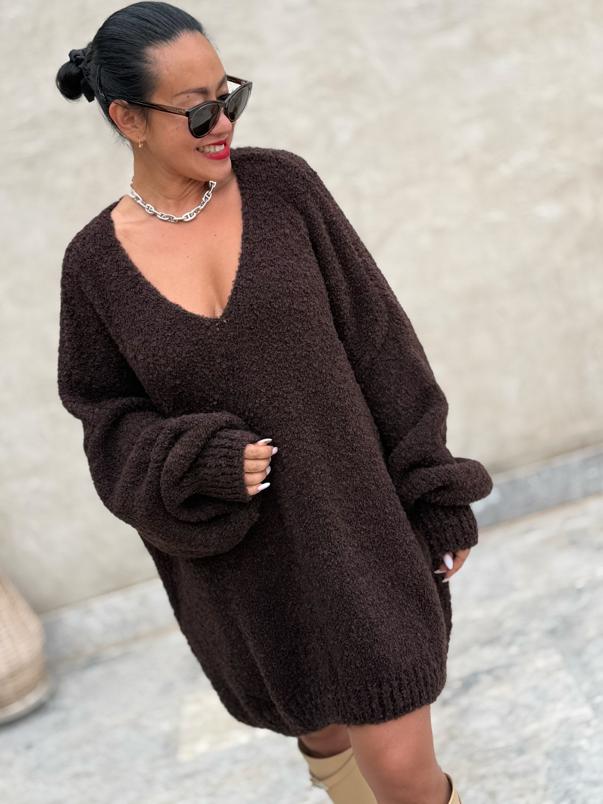 Oversize Bouclé Strickpullover mit V-Ausschnitt - Schoko